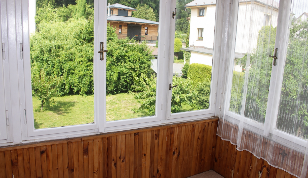 29_slunna_veranda_s_krasnym_vyhledem